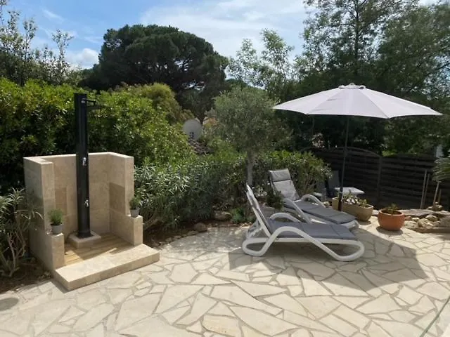 La Maison D Oliver Gassin 0*,