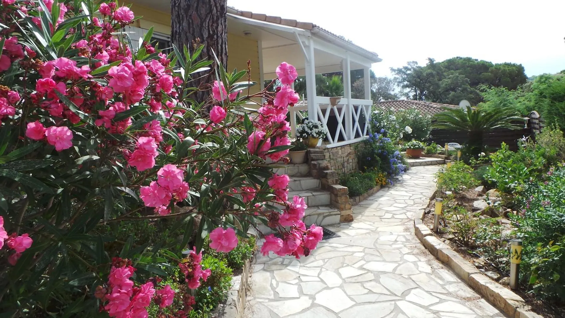Holiday home La Maison D Oliver Gassin