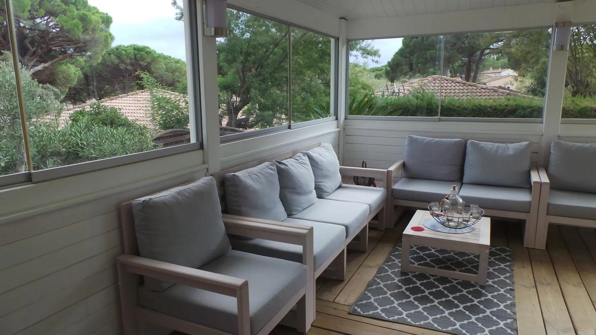 La Maison D Oliver Gassin Holiday home